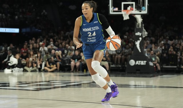 山猫主帅：WNBA历史首位180俱乐部获得了MVP 科利尔也配得上